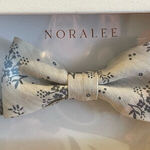 Noralee taupe floral Bow Tie NWT